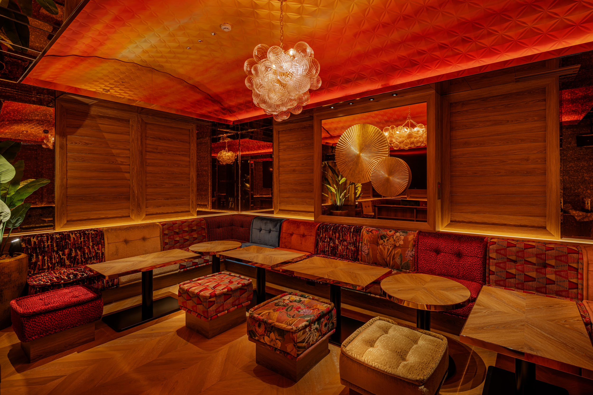 メインホール2横長